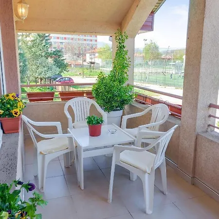 My Parents Appartement Petrovec